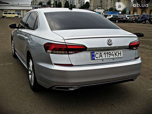 Volkswagen Passat 2019 - фото 4