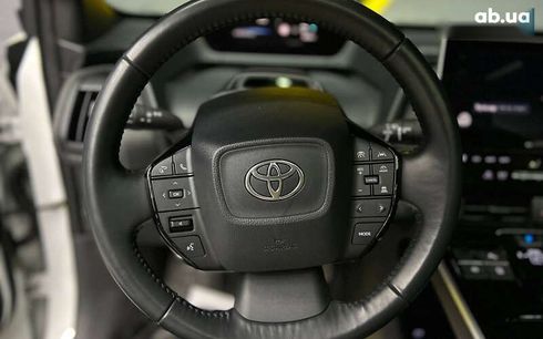Toyota bZ 2022 - фото 11