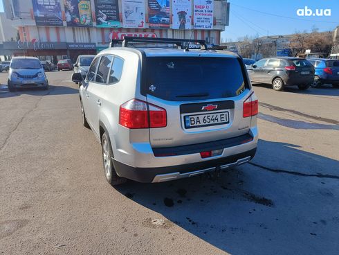 Chevrolet Orlando 2012 серебристый - фото 5