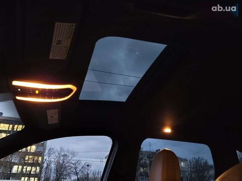 Porsche Cayenne 2011 - фото 30