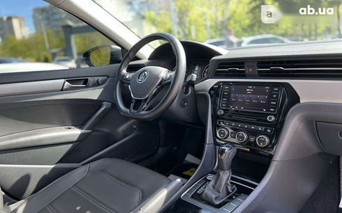 Volkswagen Passat 2020 - фото 10