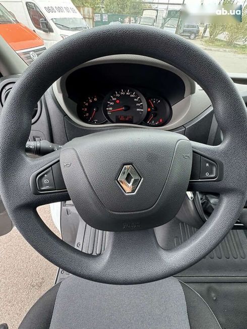 Renault Master 2015 - фото 18