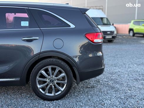 Kia Sorento 2017 серый - фото 6
