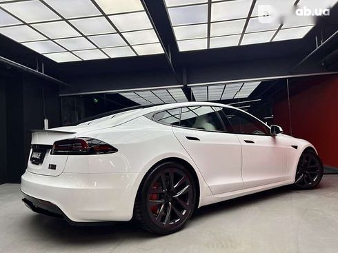Tesla Model S 2023 - фото 20
