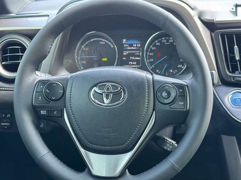 Toyota RAV4 2016 - фото 27