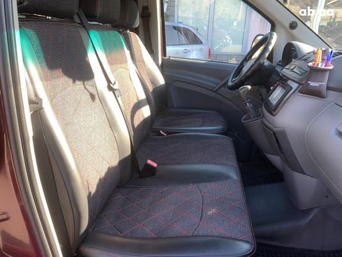 Mercedes-Benz Vito 2006 красный - фото 24