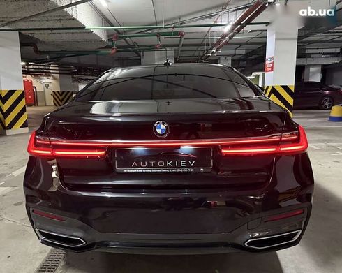 BMW 7 серия 2022 - фото 10