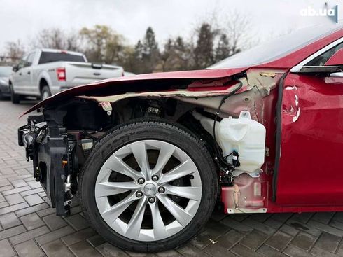 Tesla Model S 2016 - фото 9