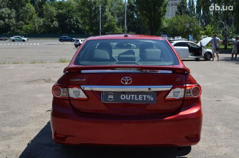 Toyota Corolla 2012 красный - фото 5