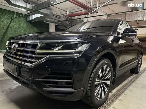 Volkswagen Touareg 2020 - фото 8