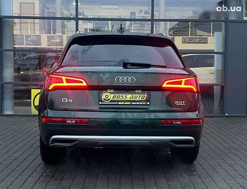 Audi Q5 2017 - фото 6