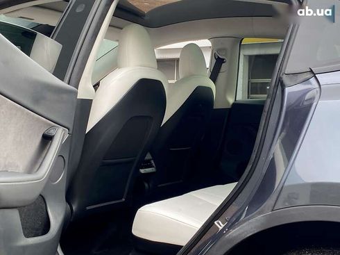 Tesla Model Y 2023 - фото 16