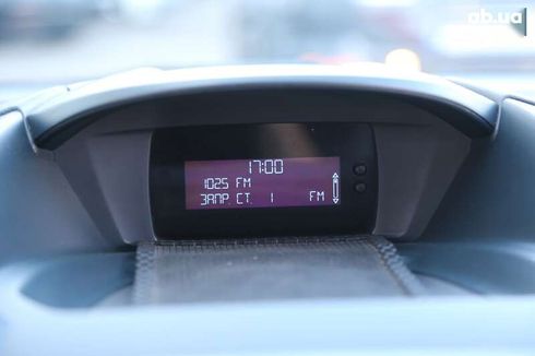 Ford C-Max 2012 - фото 18