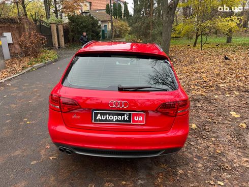 Audi A4 2011 красный - фото 5