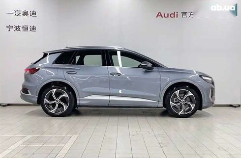 Audi Q4 e-tron 2023 - фото 3