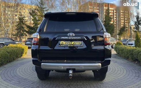 Toyota 4Runner 2020 - фото 6