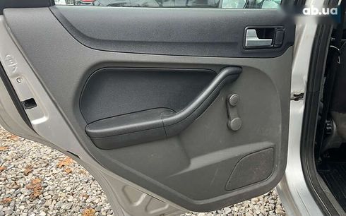 Ford Focus 2006 - фото 24