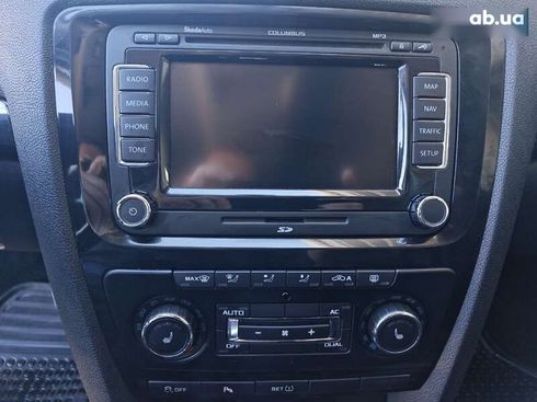 Skoda Octavia 2010 - фото 24