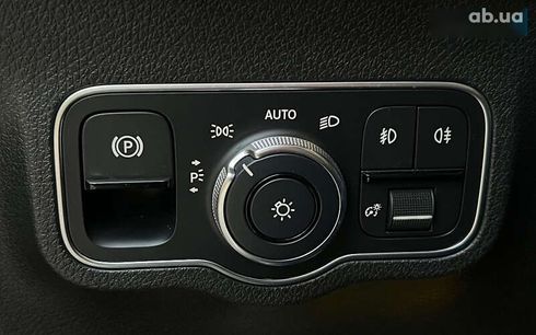 Mercedes-Benz GLB-Класс 2019 - фото 20