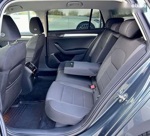Skoda Superb 2016 - фото 26