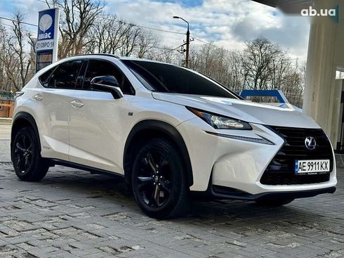 Lexus NX 2016 - фото 11