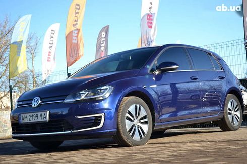 Volkswagen e-Golf 2020 - фото 2