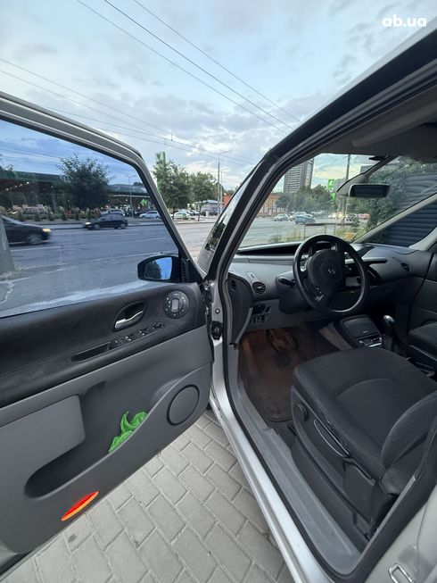 Renault Espace 2006 серебристый - фото 10