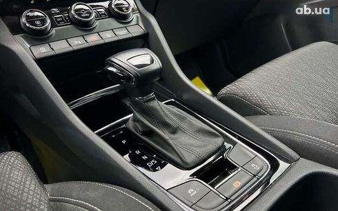 Skoda Karoq 2022 - фото 13