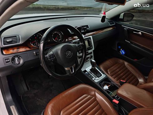 Volkswagen Passat 2012 белый - фото 22