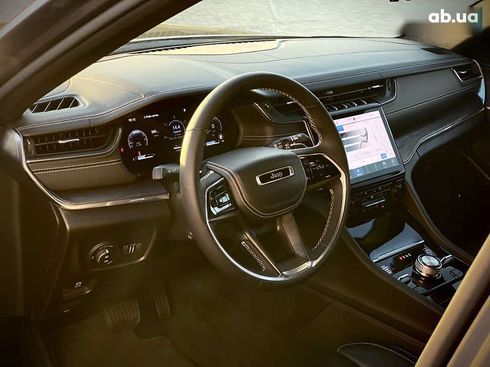 Jeep Grand Cherokee 2023 - фото 13