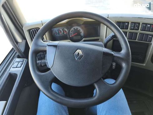 Renault Premium 2011 - фото 17