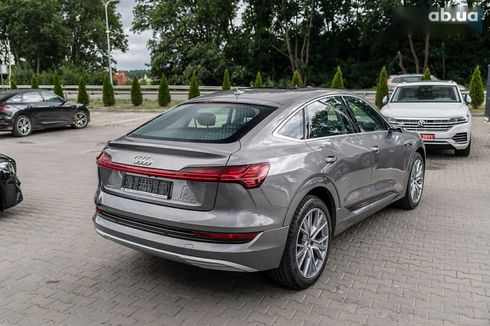 Audi E-Tron 2022 - фото 3
