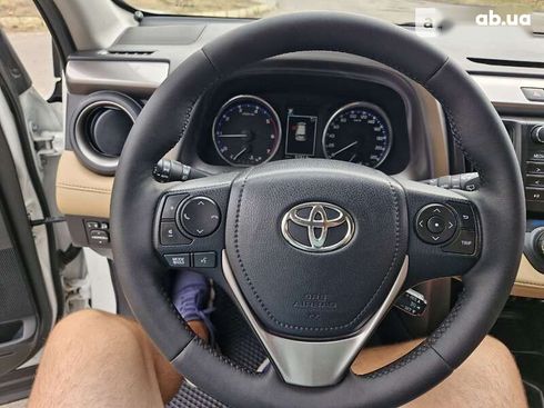 Toyota RAV4 2016 - фото 30