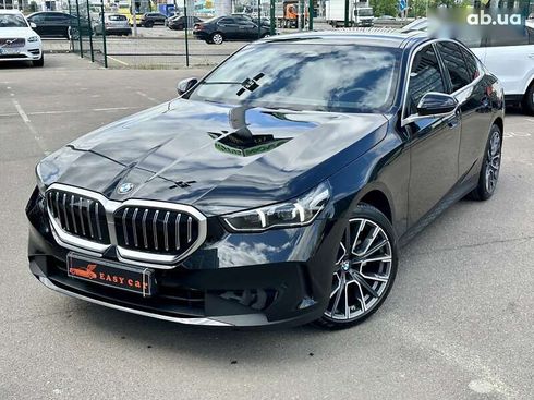 BMW 5 серия 2023 - фото 9