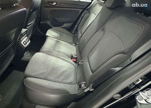 Renault Megane 2018 - фото 10