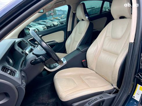 Volvo S60 2012 синий - фото 18