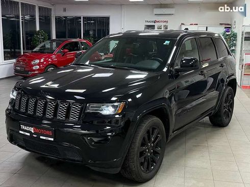 Jeep Grand Cherokee 2020 - фото 2