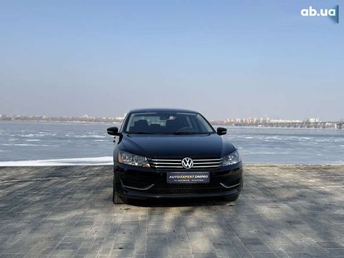 Volkswagen Passat 2015 - фото 2