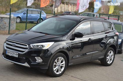 Ford Escape 2016 - фото 3