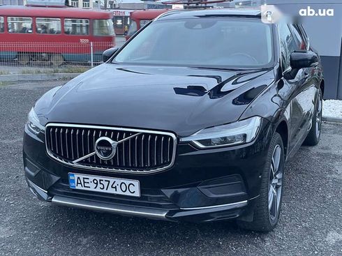 Volvo XC60 2018 - фото 18