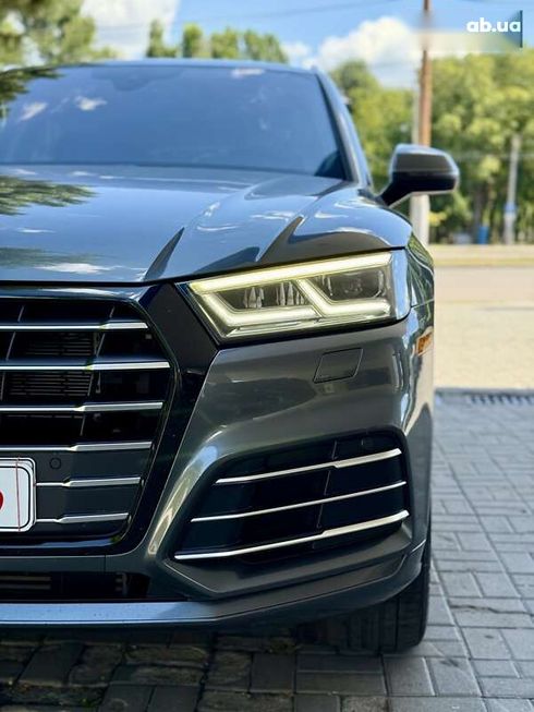 Audi Q5 2020 - фото 7
