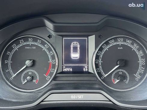 Skoda Octavia 2017 - фото 14