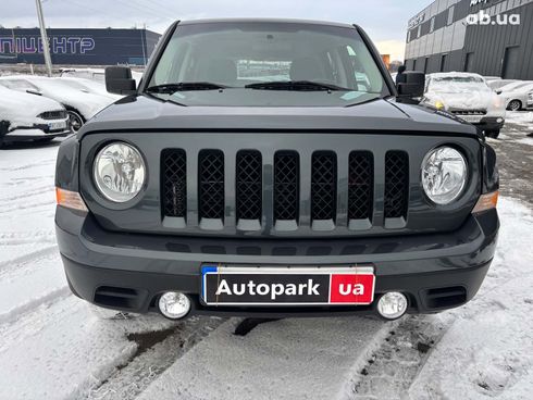 Jeep Patriot 2014 серый - фото 12