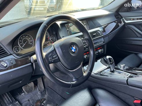 BMW 5 серия 2010 черный - фото 19