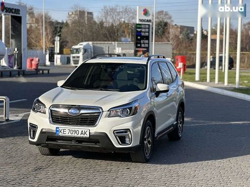 Subaru Forester 2020 - фото 2