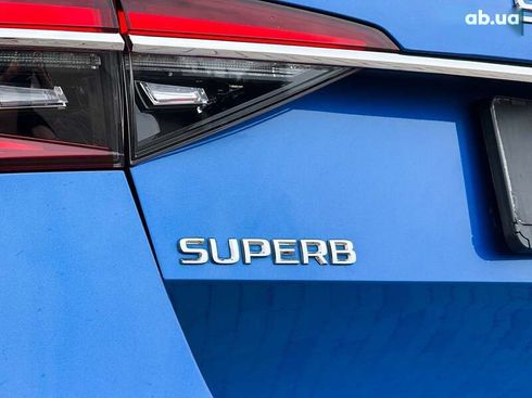 Skoda Superb 2022 - фото 23