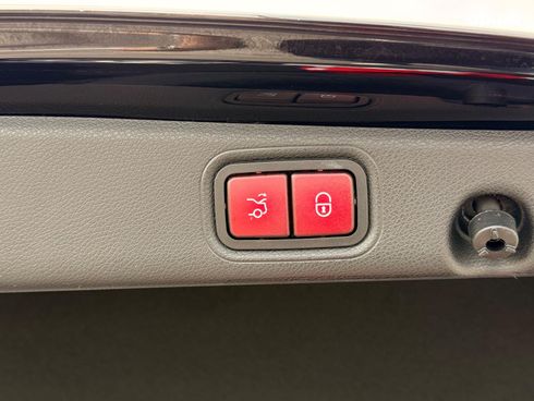 Mercedes-Benz E-Класс 2019 черный - фото 33