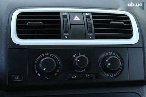 Skoda Fabia 2009 - фото 22