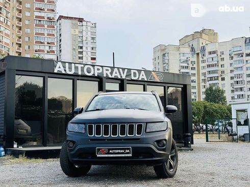 Jeep Compass 2015 - фото 6