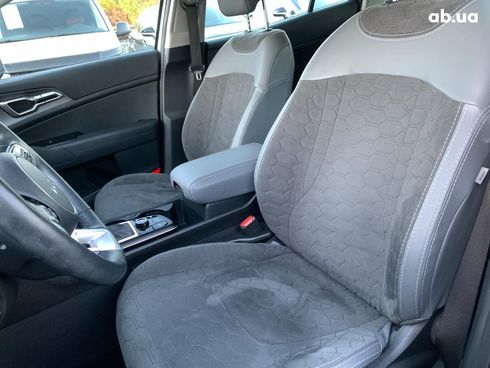 Kia Sportage 2023 белый - фото 32